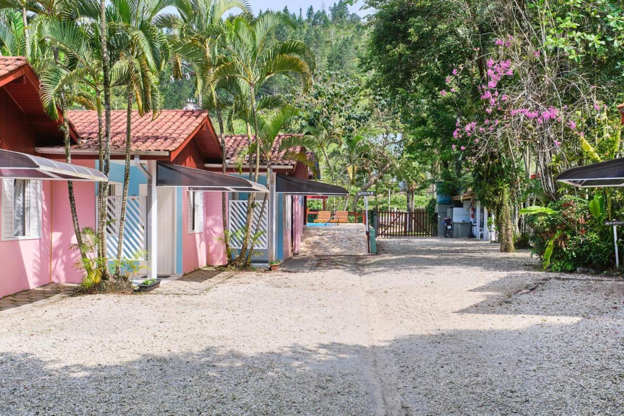 Pousada Sanremo Inn Ubatuba Exteriör bild